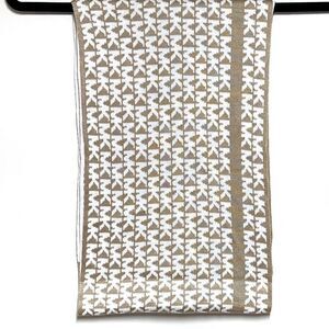 NWOT Michael Kors Womens Beige White Monogram Winter Acrylic Scarf 10 x 62